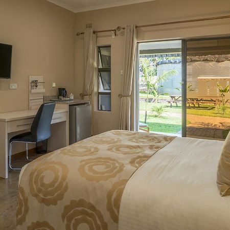 Manna Resorts Harare Exterior foto